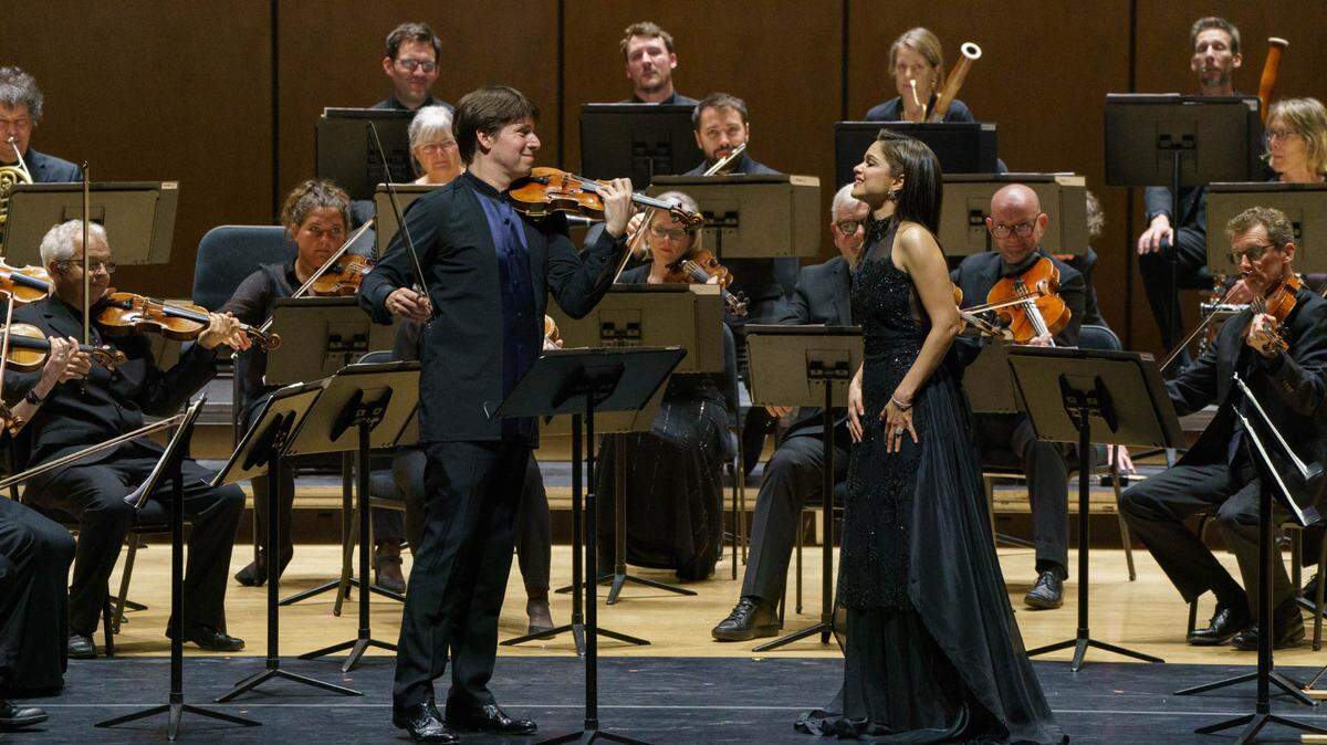 Joshua Bell y Larisa Martínez.