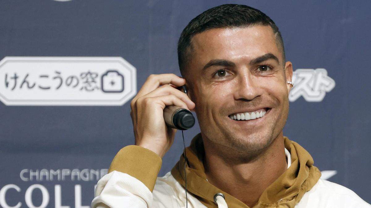 Foto de archivo. El pádel es la nueva apuesta del astro luso Cristiano Ronaldo, que forma parte de un consorcio que desarrollará y construirá una ciudad dedicada a este deporte en Portugal, un complejo que supondrá una inversión de cinco millones de euros y que deberá estar terminado a principios de 2025.
