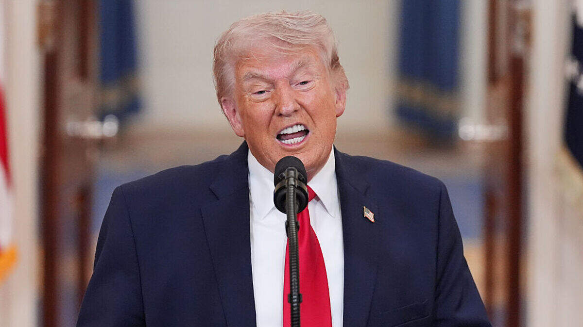 El presidente de Estados Unidos, Donald Trump, da un discurso desde la Casa Blanca, en Washington, DC, para explicar el progreso en la guerra contra Irán, el miércoles 1 de abril de 2026.