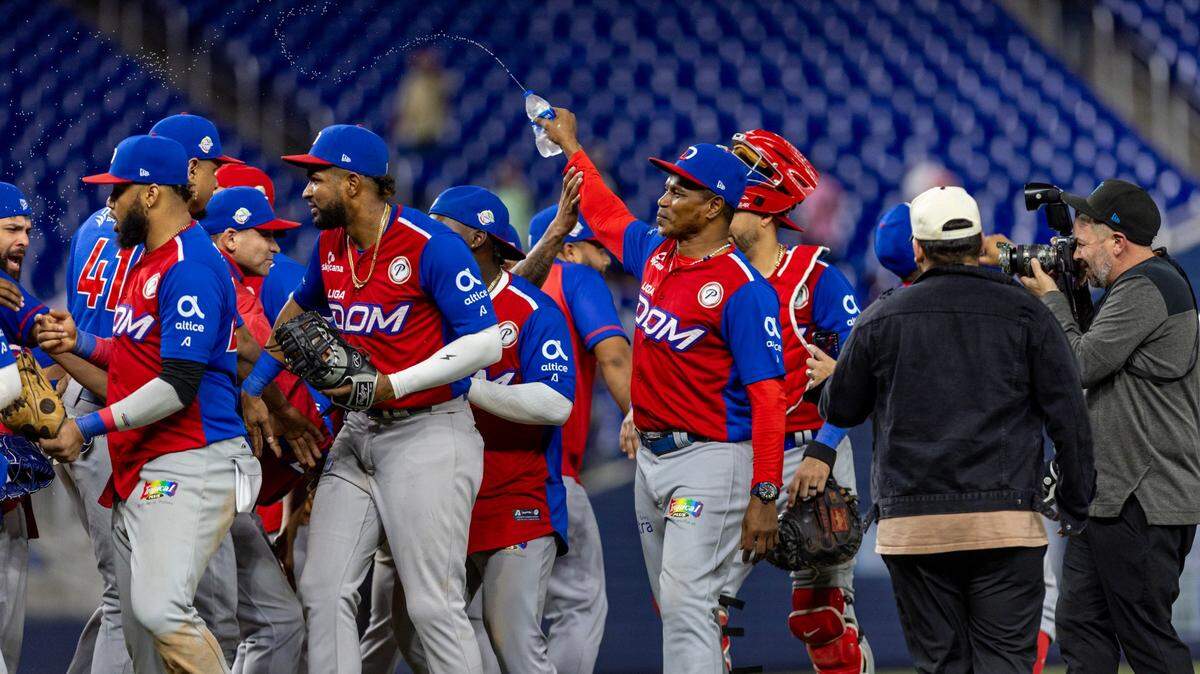 República Dominicana venció 4-1 Panamá ante unos 14,265 aficionados en el loanDepot de Miami y avanzór a la gran final de la Serie del Caribe.