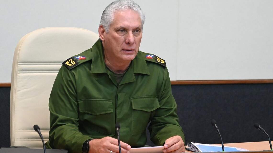Díaz-Canel señala como una 'enorme prioridad' la preparación de los cubanos para la defensa