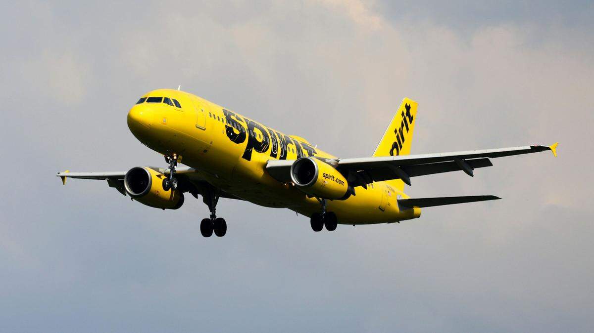 JetBlue y Spirit Airlines han cancelado su propuesta de unir sus empresas debido a los reveses judiciales y la oposición antimonopolio del gobierno. 