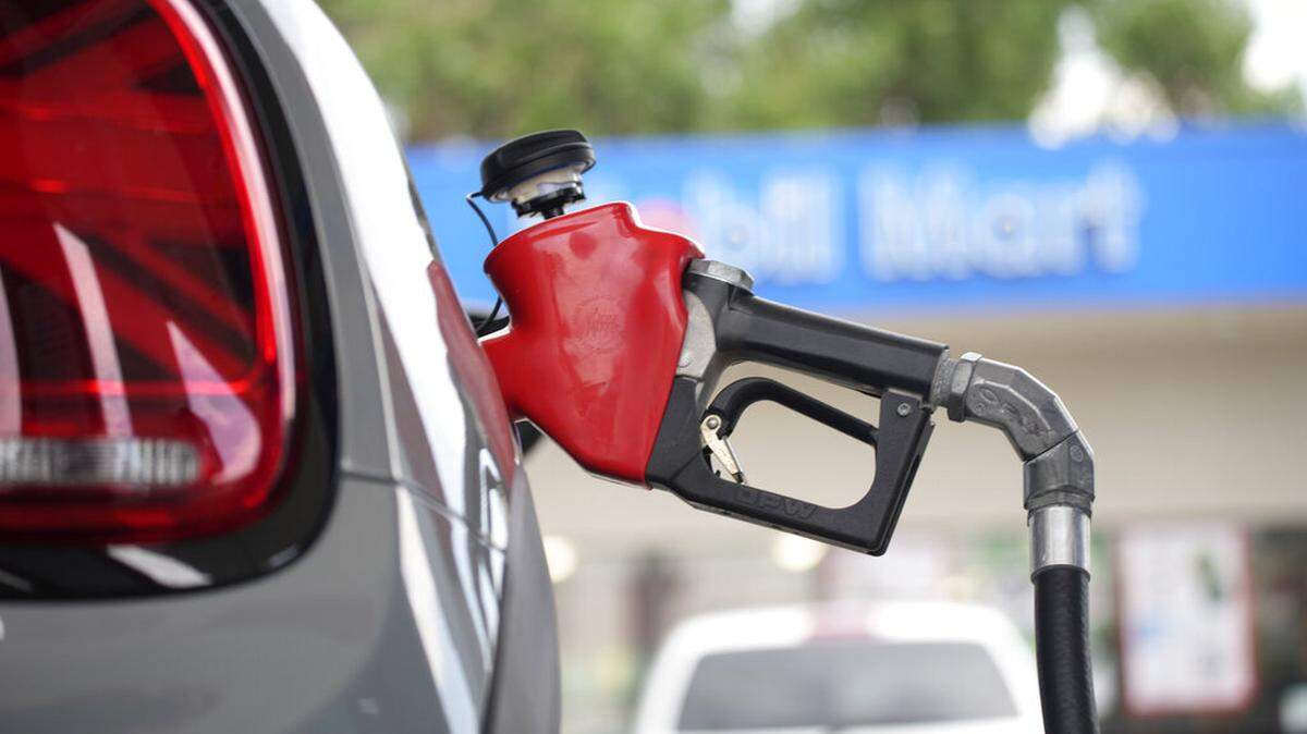 Desde el 1 de noviembre, el precio promedio de la gasolina en el estado de Florida aumentó hasta 29 centavos por galón.