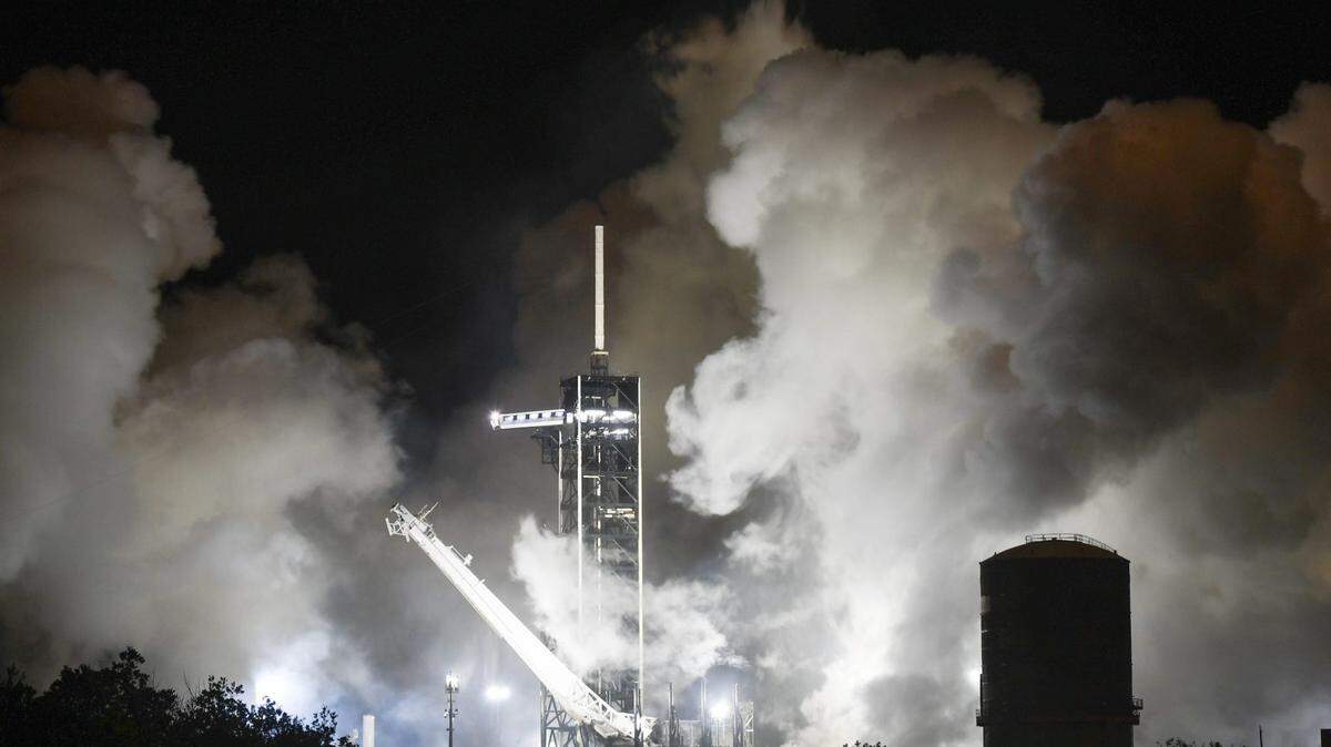 Los astronautas de la NASA SpaceX Crew-8 despegan del Centro Espacial Kennedy el domingo 3 de marzo de 2024.