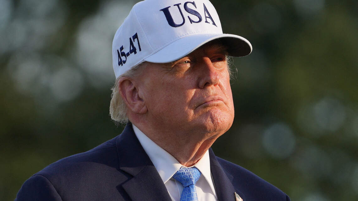 Trump insinúa que sustituirá la sala de prensa de la Casa Blanca por una piscina