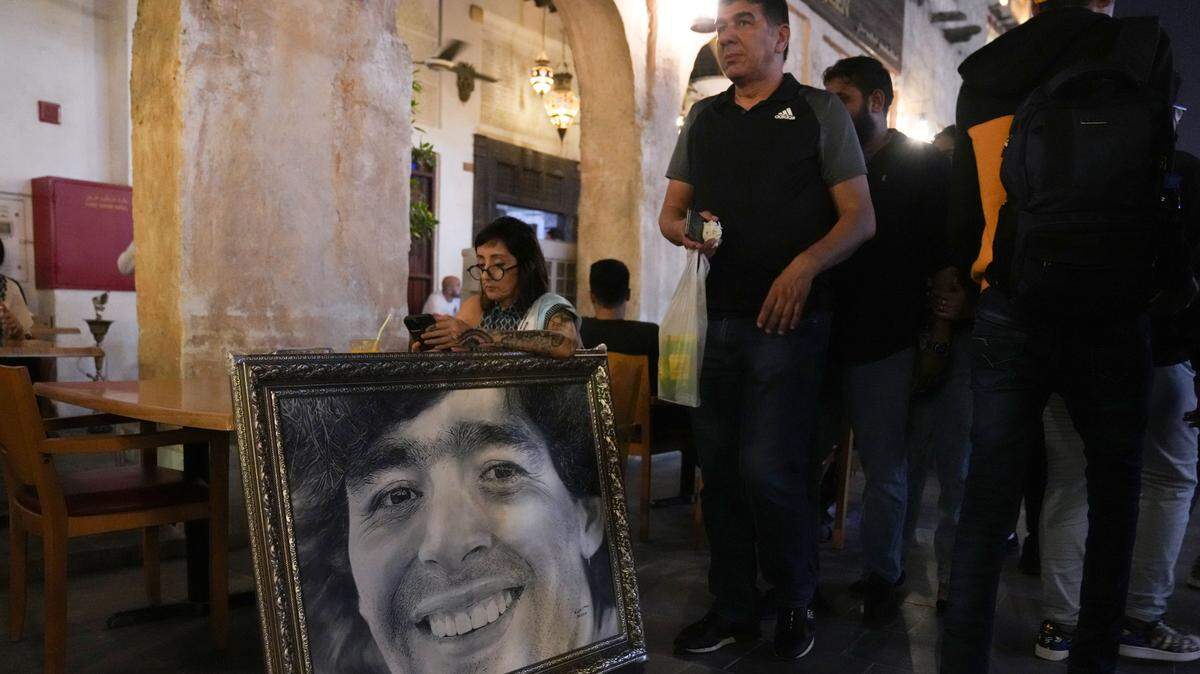 Foto de archivo. Cuatro años después de la muerte de Diego Maradona, comenzó el martes en Argentina el juicio a siete profesionales de la salud para determinar sus responsabilidades en el fallecimiento de la leyenda del fútbol.