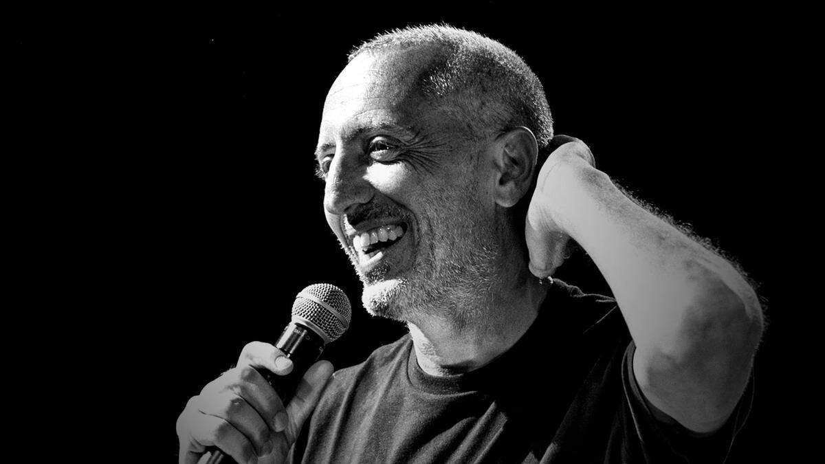 El comediante Gad Elmaleh se presenta en el Fillmore Miami Beach at Jackie Gleason Theater.