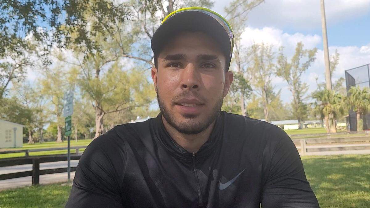 Yuliot Fábregat es otro de los que se fue muy joven de Cuba. Desde mucho antes supo que no esperaría por se parte de la Serie Nacional o de un equipo a eventos internacionales, porque era preferible irse temprano a esperar un mañana impredecible.