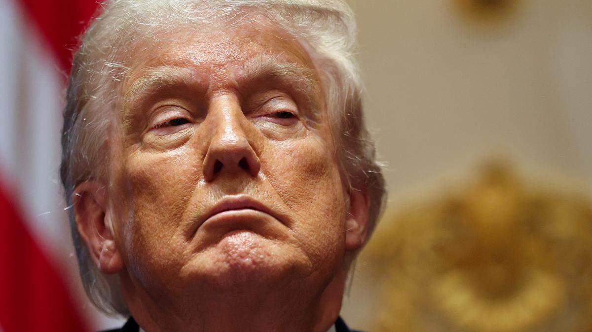 WASHINGTON, DC - MAY 27: U.S. President Donald Trump looks on during a Cabinet meeting in the Cabinet Room of the White House on May 27, 2026 in Washington, DC. Trump meets with his Cabinet days after saying a peace deal with Iran was “largely negotiated” amid expectations around the re-opening the Strait of Hormuz. (Photo by Win McNamee/Getty Images)