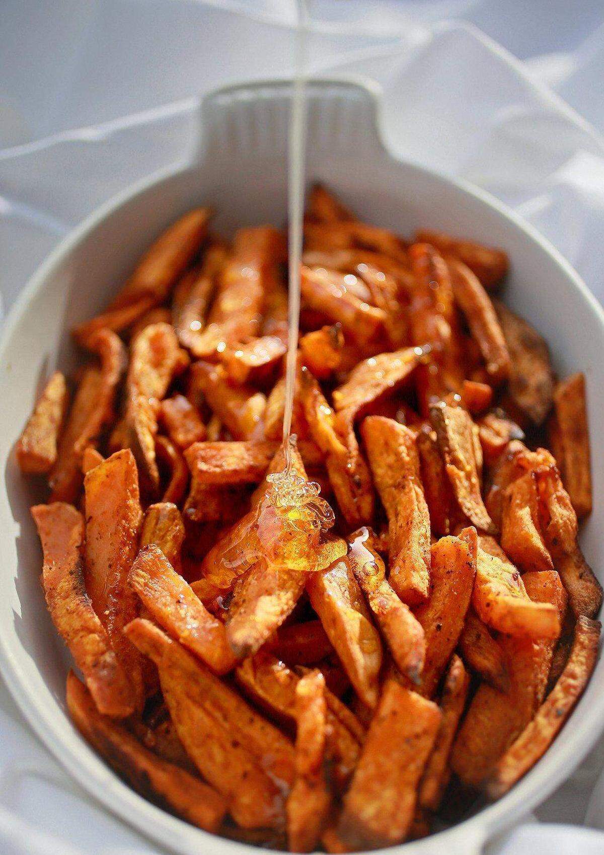 Las batatas son una rica fuente de betacaroteno, que contribuye a la salud visual y al sistema inmunitario.