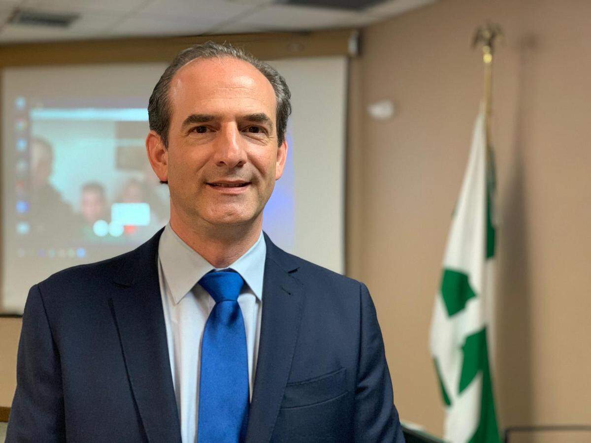 Javier Larrondo, presidente de la ONG Defensores de los Presos Cubanos, explicó este jueves 5/23/2019 en Miami la demanda presentada contra el gobierno cubano en múltiples instancias internacionales por ‘esclavismo, persecución y otros actos inhumanos’.