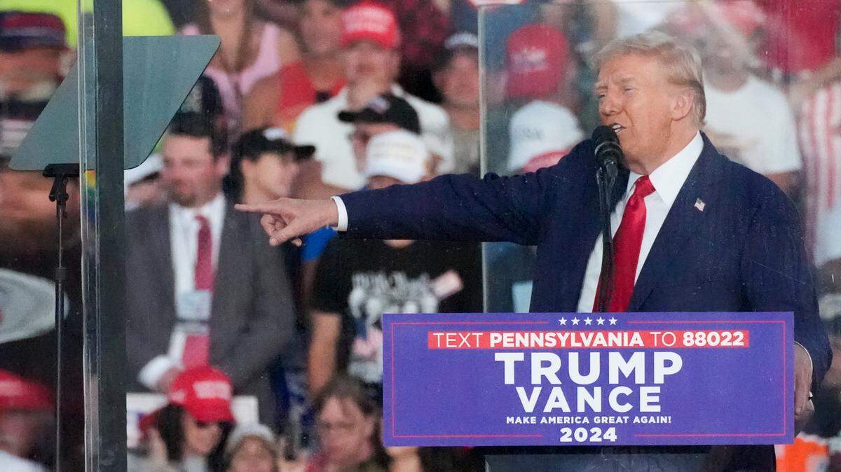 El expresidente Donald Trump da un discurso durante un mitin en Butler, Pensilvania, el sábado 5 de octubre de 2024.