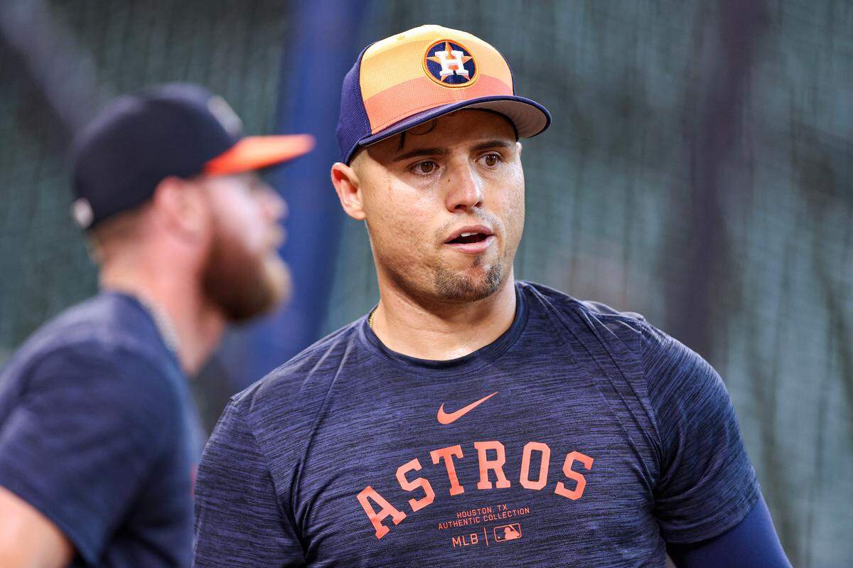 Aledmys Díaz comenzó de forma aceptable su carrera de Grandes Ligas, pero su rendimiento ofensivo ha caído muchísimo. En 2024 estuvo brevemente con Houston, pero el equipo lo dejó libre.