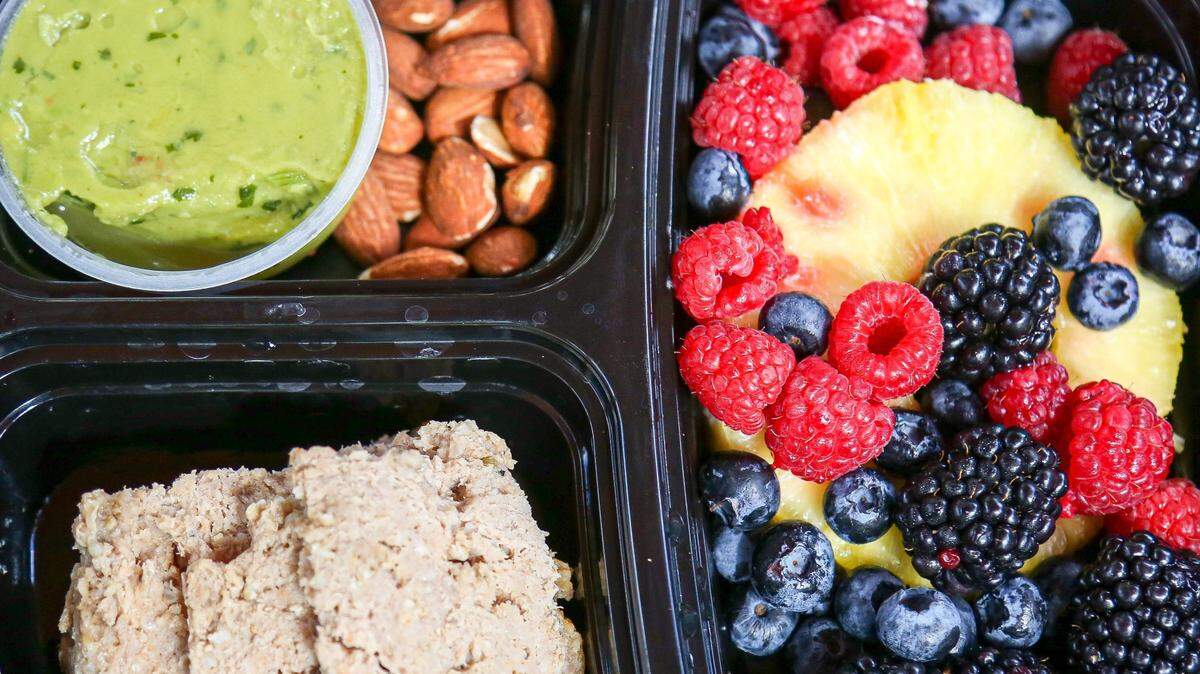 Una nutricionista ayudó al Dr. de Marchena a cambiar sus hábitos alimenticios, no eliminando grupos de alimentos sino tomando mejores decisiones.