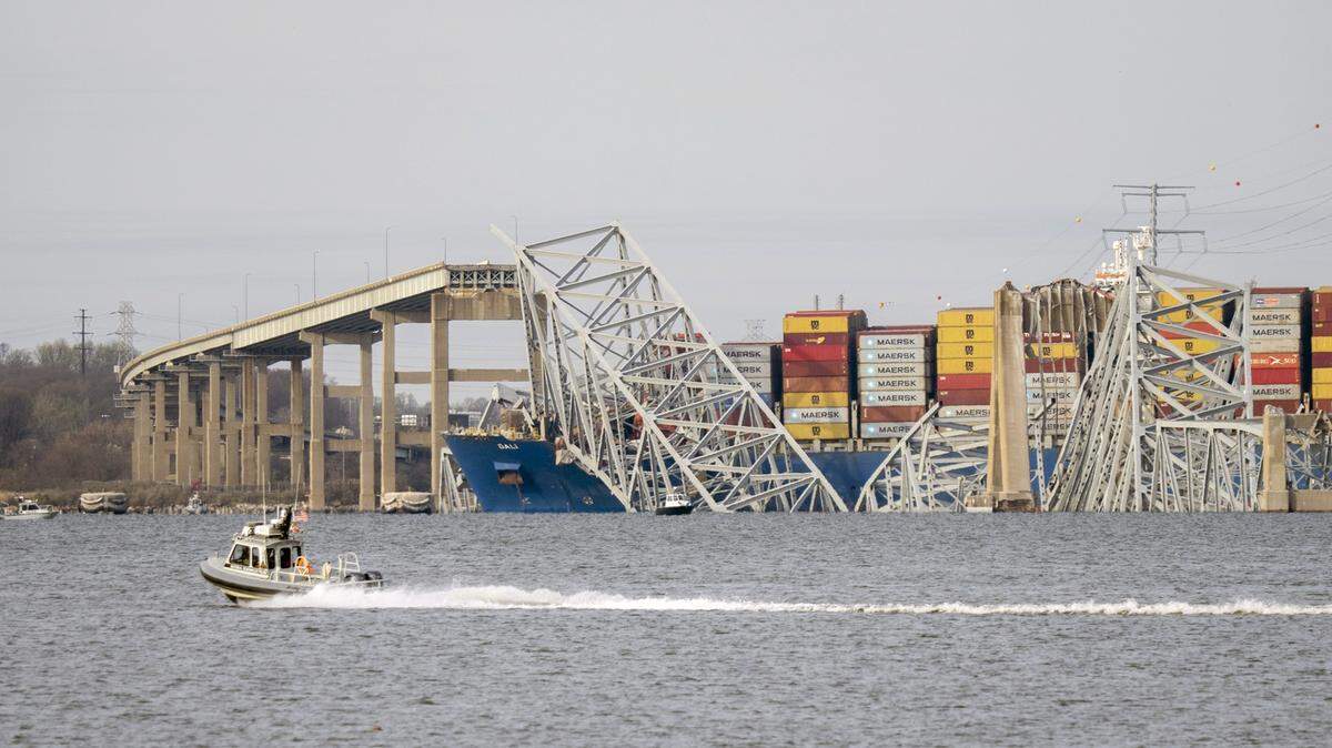 El puente Francis Scott Key de Baltimore, Maryland, se derrumbó después que un barco de carga se estrelló contra una de las bases, en la madrugada del martes 26 de marzo de 2024.