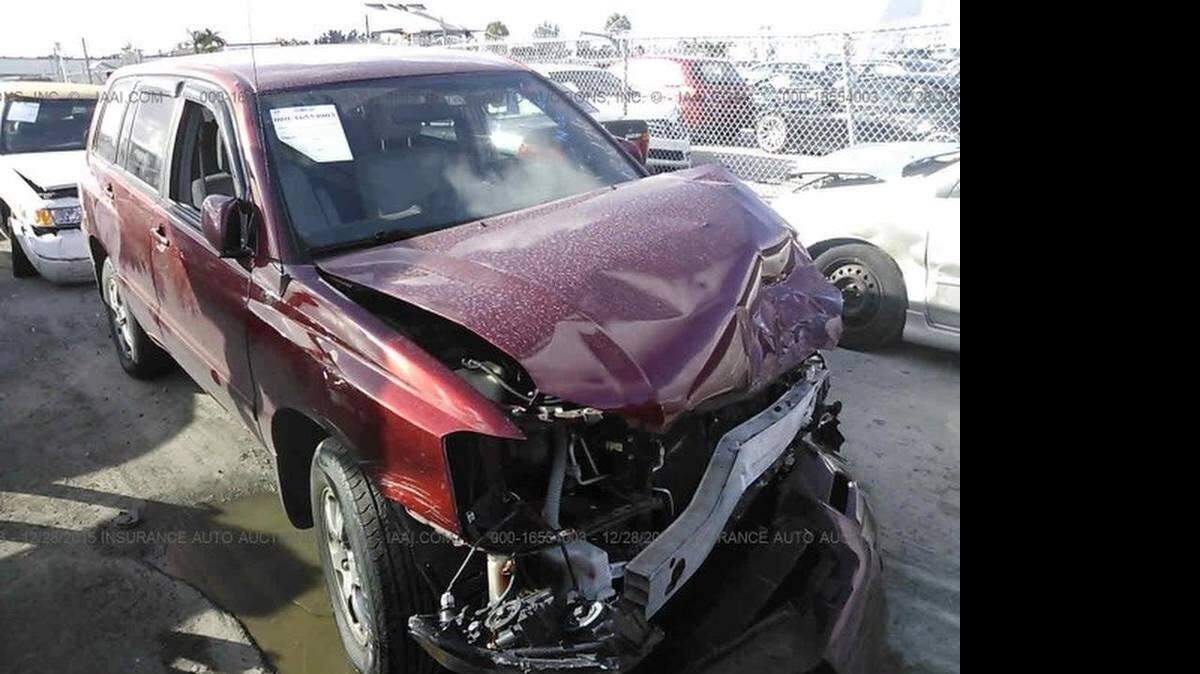 Ingrid Parra es una conductora de Uber y dueña de este auto Nissan Murano 2009. Parra estuvo involucrada en un choque en diciembre Miami Beach, en donde resultaron herido una pareja de Carolina del Sur que estaba de visita. 