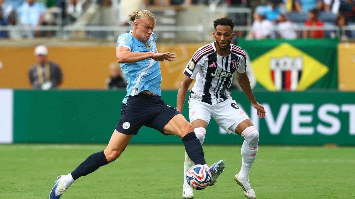 El delantero del Manchester City Erling Haaland (izq.) anotó un gol en el triunfo de su equipo 5-2 ante Juventus, en el partido del Grupo G del Mundial de Clubes celebrado el 26 de junio de 2025 en Orlando.