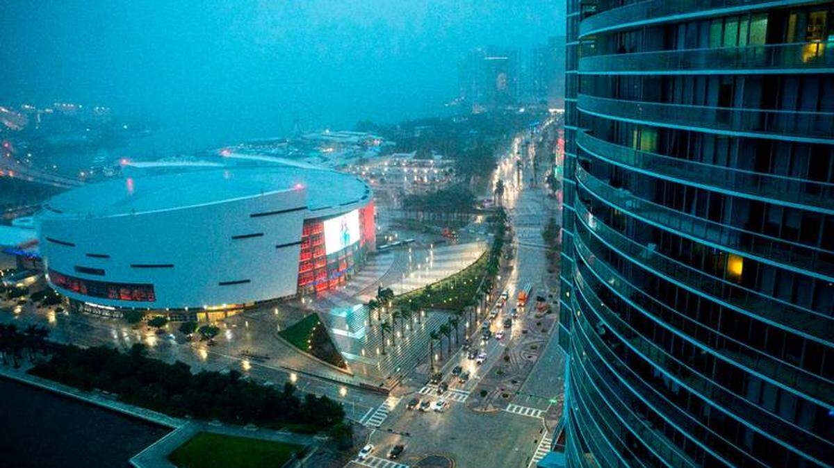A new federal law requires owners of LLCs, which are often used to buy real estate in Miami anonymously, to reveal their identities.