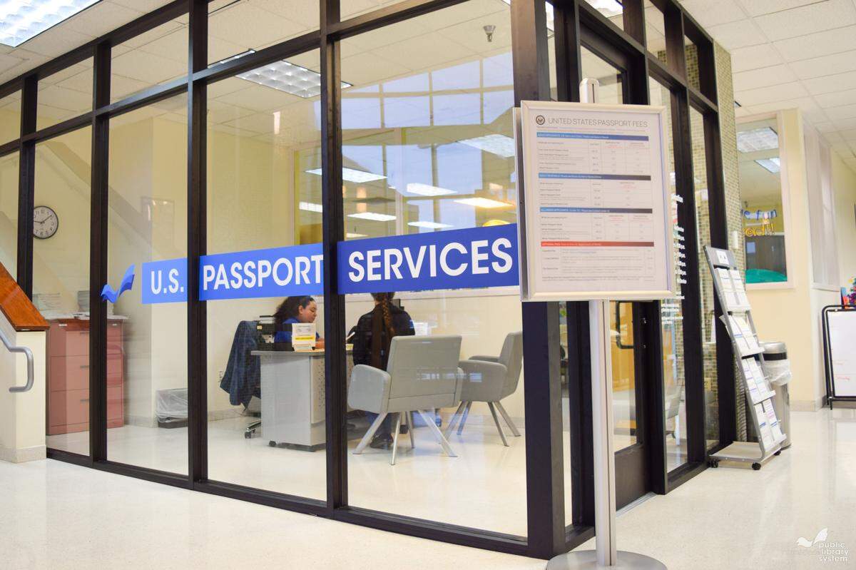 La nueva oficina de servicios de pasaportes de Estados Unidos está en la Biblioteca Regional de West Kendall, ubicada en 10201 Hammocks Blvd., Miami.