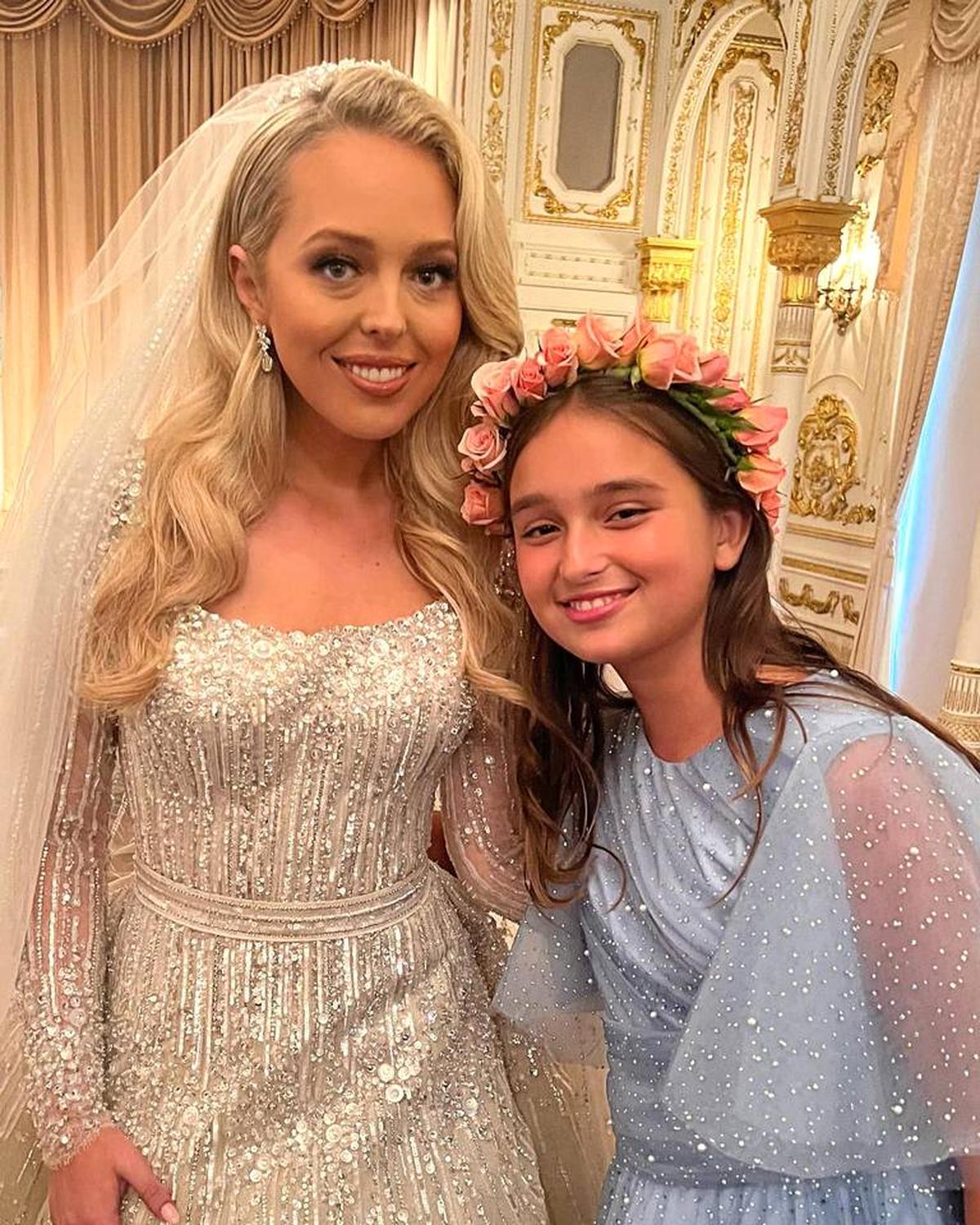Tiffany y Arabella. La novia posó con su sobrina en el gran día. Cortesía de Ivanka Trump/Instagram