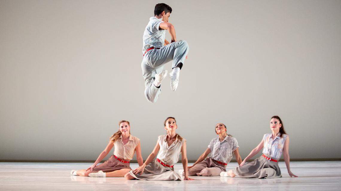Los bailarines de Miami City Ballet en “Company B”, coreografía de Paul Taylor.