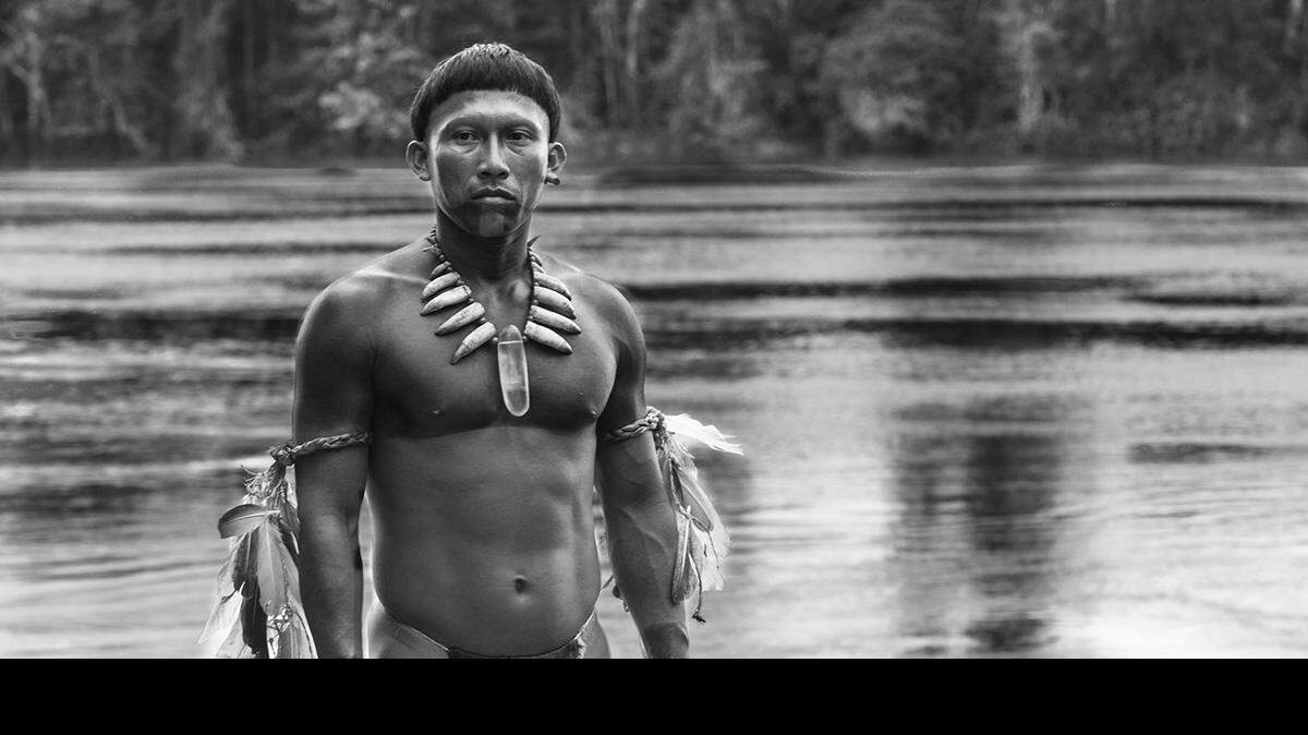 Rodada en blanco y negro, la producción se sumerge en dos diarios de viajeros europeos que recorrieron el Amazonas a inicios y mediados del siglo XX¨.