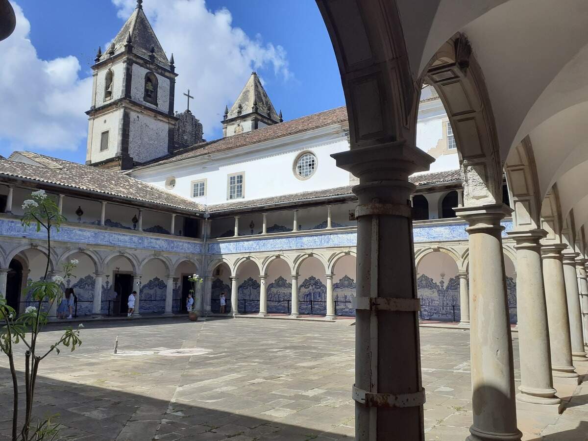 Claustro del convento San Francisco.