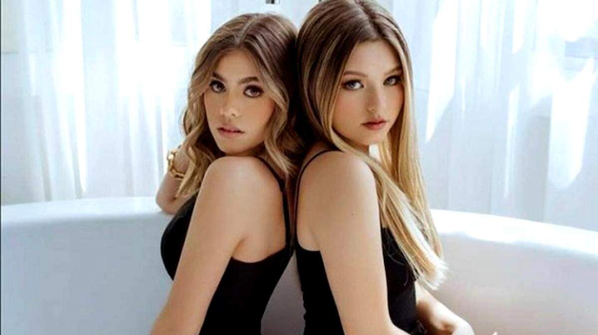Isabella y Ana Tena.