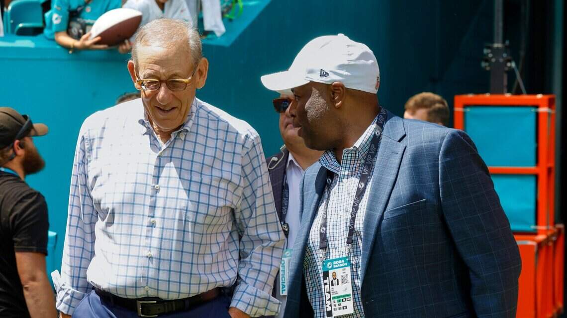 Después de sufrir su séptima derrota de la temporada, los Dolphins y Chris Grier se separan de mutuo acuerdo