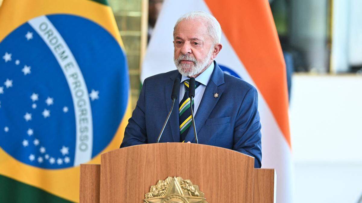 El presidente de Brasil, Luiz Inácio Lula da Silva, ofrece una conferencia de prensa durante la visita del primer ministro de India, el 8 de julio de 2025, en Brasilia.