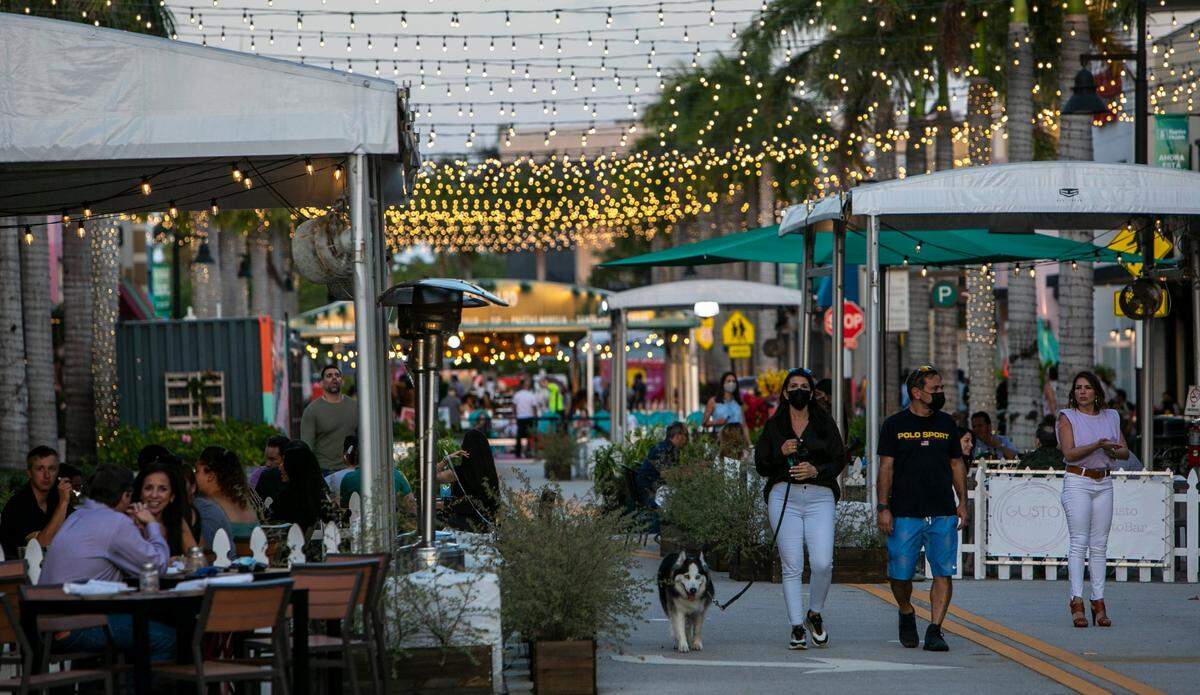 Las empresas pequeñas de varios distritos de Miami-Dade pueden aspirar a una ayuda del programa de subvenciones Mom and Pop, que pueden emplear en renovaciones, y compra de equipos y suministros.