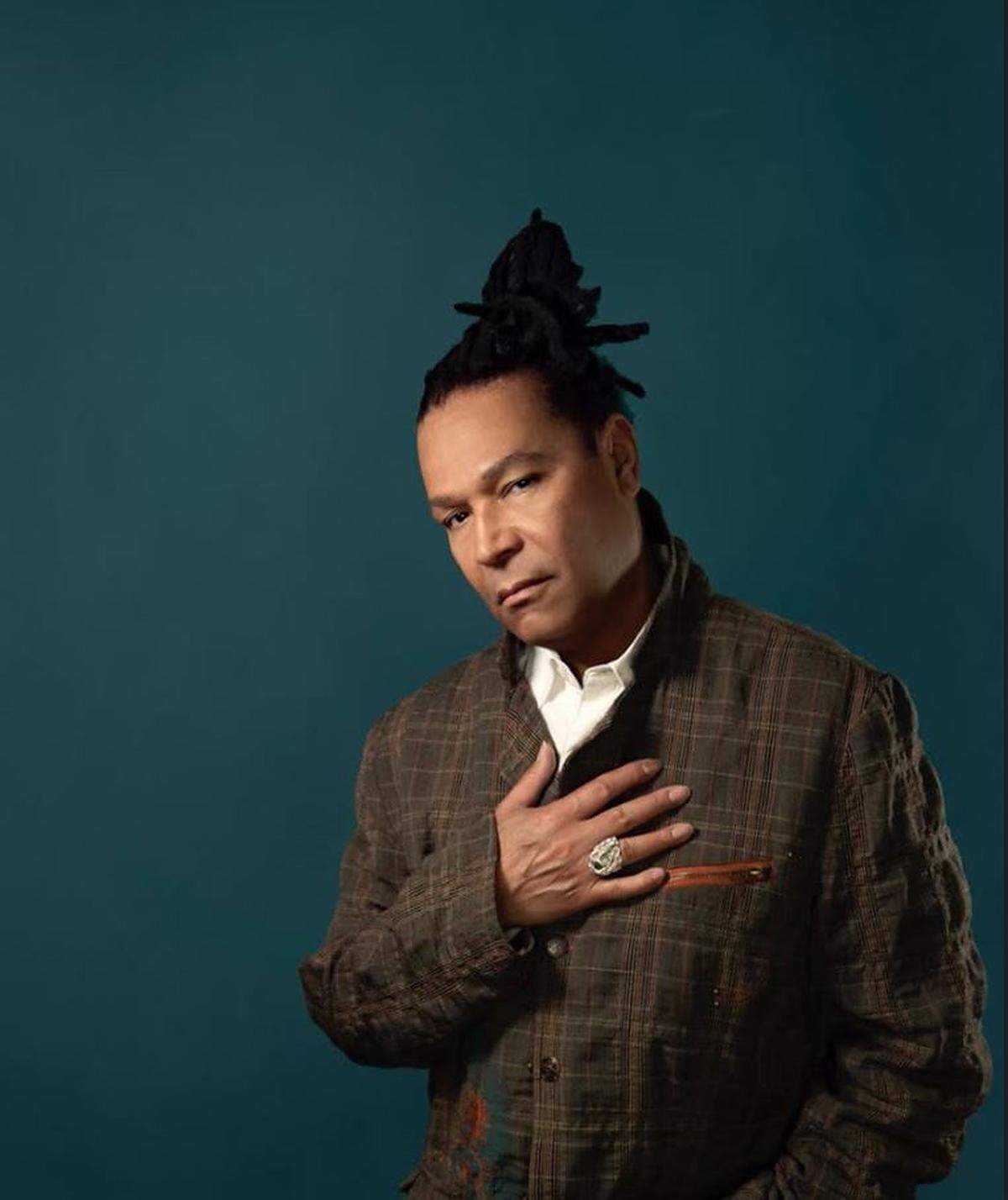 Cuando habla de músicos “que he admirado toda mi vida” Amaury menciona, entre otros, a Paul McCartney, Stevie Wonder, Billy Joel, James Ingram, Al Jarreau, Caetano Veloso, Djavan y Milton Nascimento. 