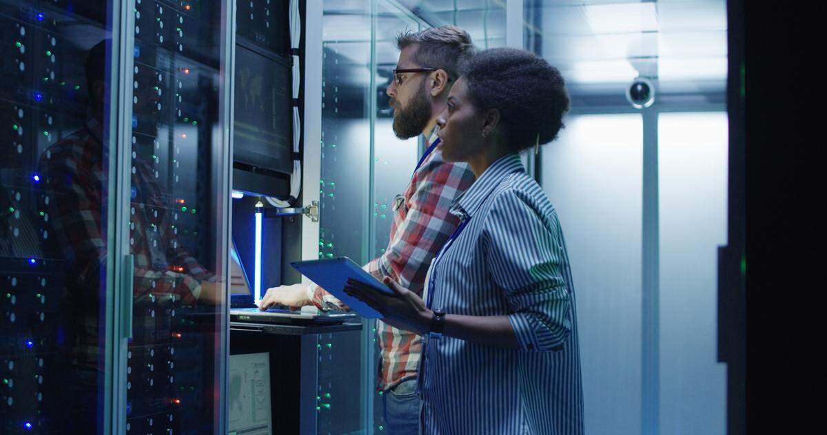 La ciberseguridad se ha transformado en una contienda digital en la que intervienen inteligencias humanas y artificiales.