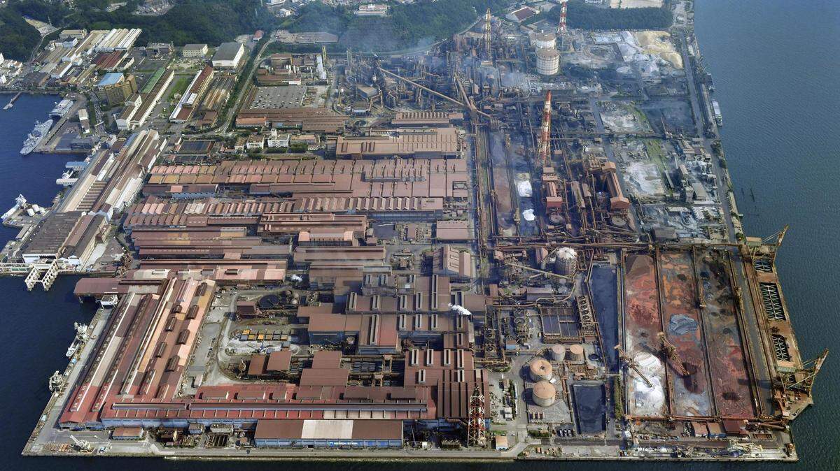 Vista de una fábrica de Nippon Steel Corp. en Hiroshima. La compra de U.S. Steel expandirá la producción del conglomerado japonés en Estados Unidos y reforzará su posición en su país, la India y el sureste asiático.