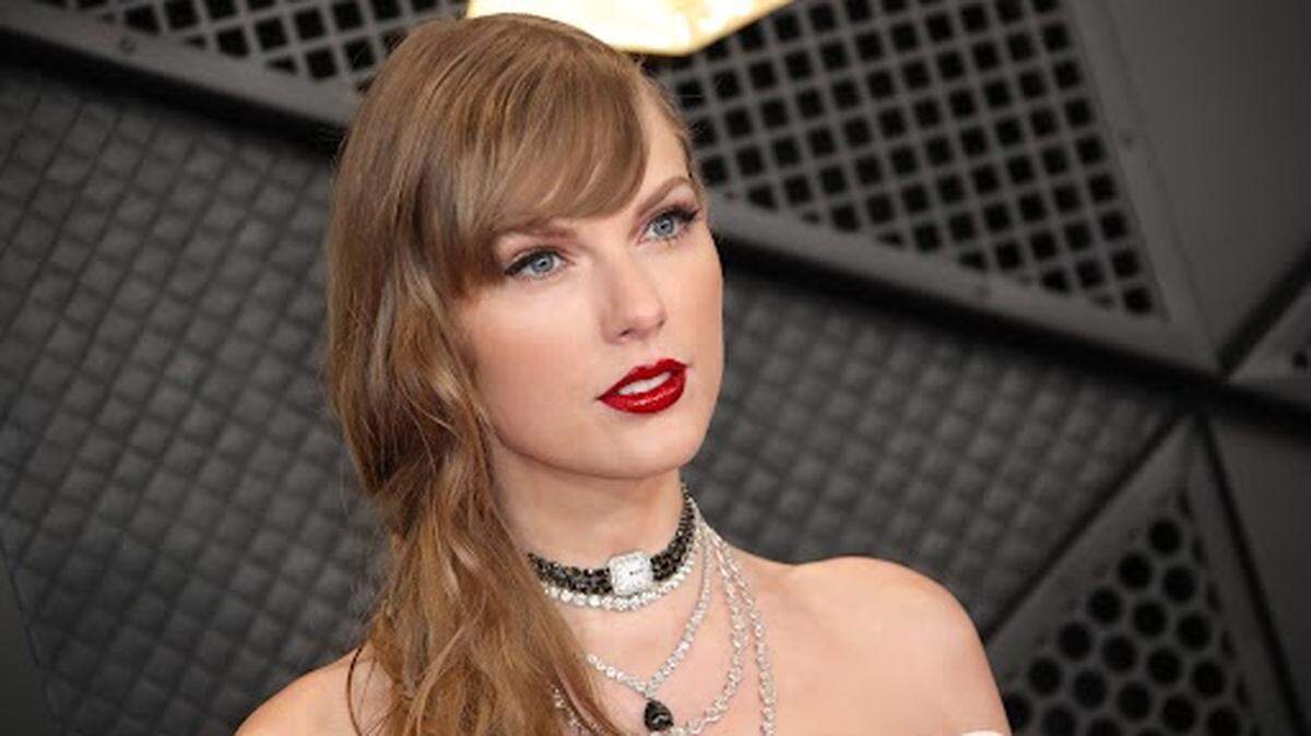 Taylor Swift en la 66ª Entrega Anual de los Premios Grammy en Crypto.com Arena en Los Ángeles el domingo 4 de febrero de 2024.