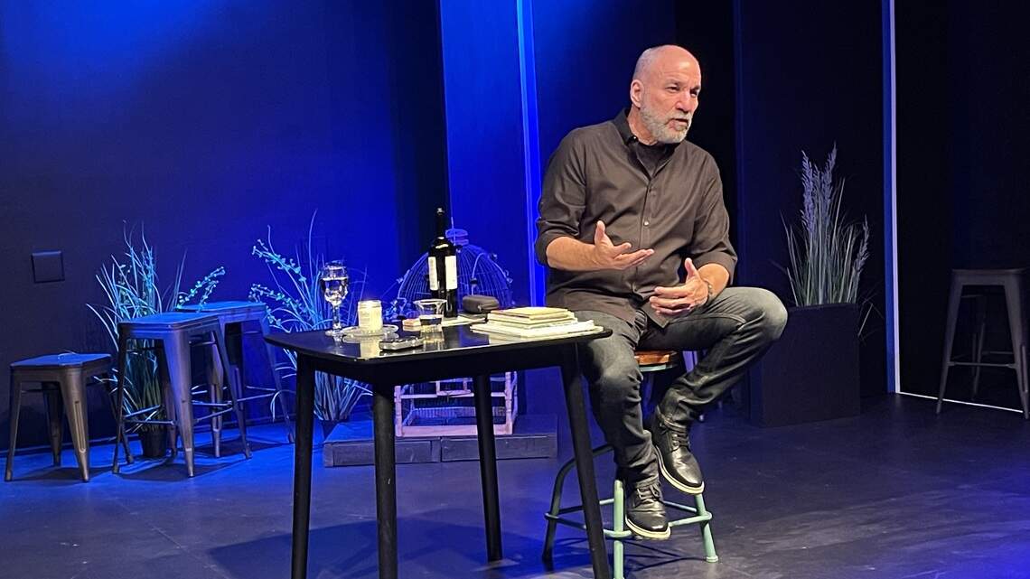 Germán Guerra contra el liviano tiempo