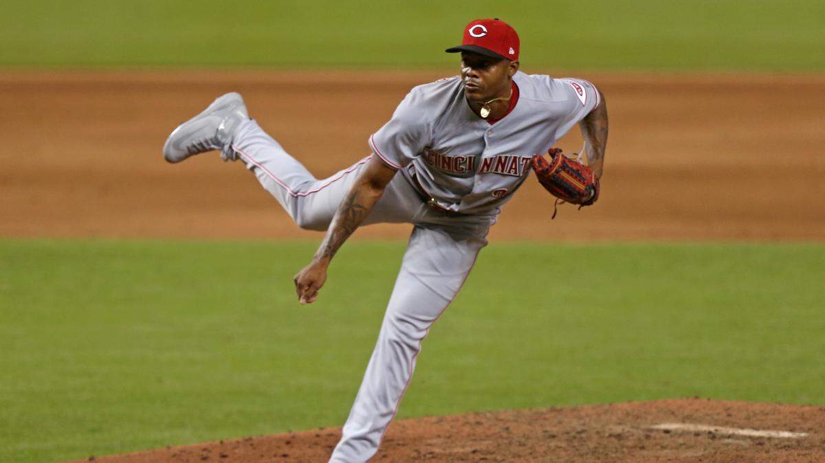 RAISEL IGLESIAS lanza contra los Marlins el 20 de septiembre del 2018.