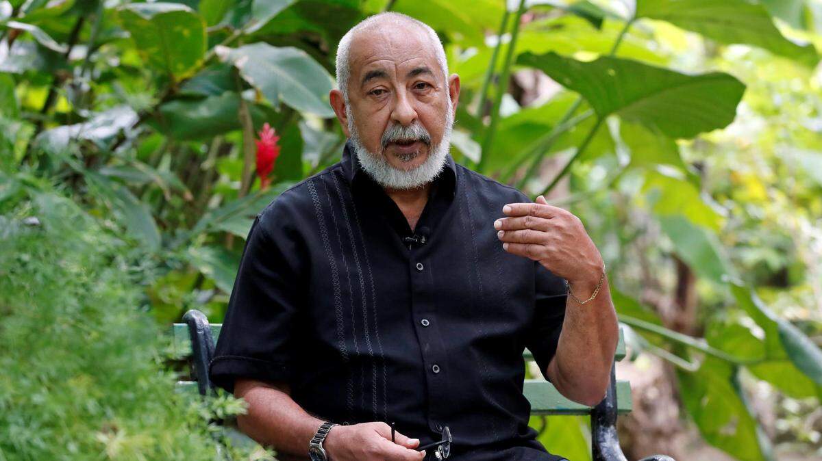 Foto de archivo de una entrevista de la agencia EFE con el reconocido escritor cubano Leonardo Padura, el 26 de julio de 2021 en La Habana.