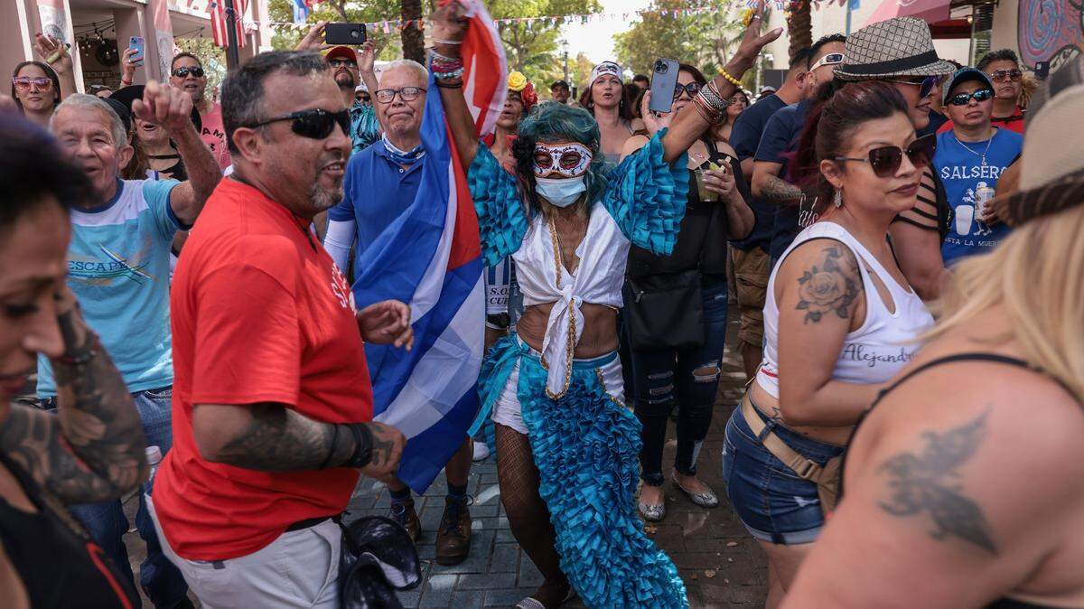 El Carnaval de la Calle 8 se llevará a cabo el domingo 12 de marzo.