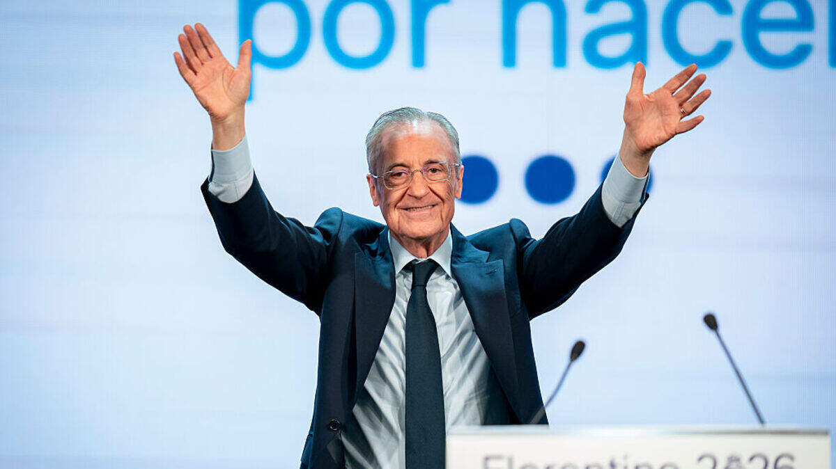 El actual presidente del Real Madrid, Florentino Pérez, revalidó su cargo tras imponerse este domingo a su rival Enrique Riquelme en las primeras elecciones a la presidencia merengue en 20 años.