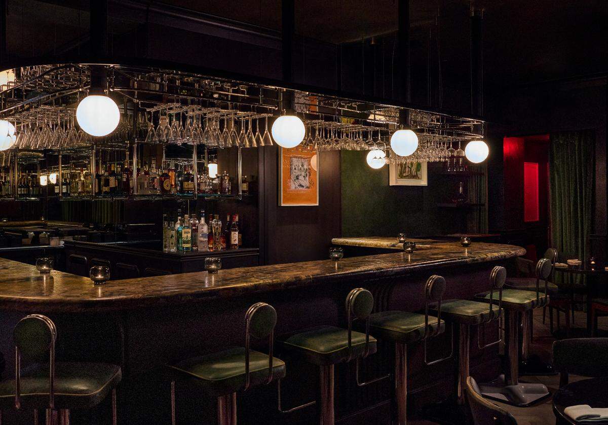 Moderno y elegante bar de The Joyce, en Española Way, Miami Beach.