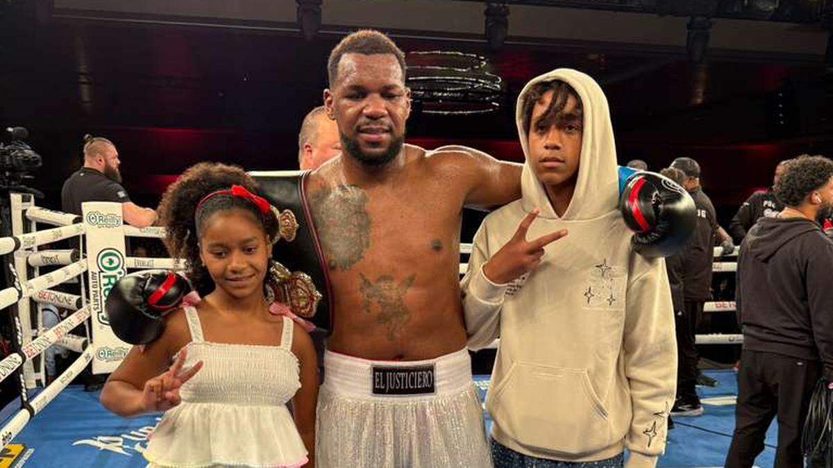 El cubano Lenier Peró mostró su capacidad en el Caribe Royale y se mantiene como una de las promesas del peso pesado, en una velada de DAZN en Orlando. 