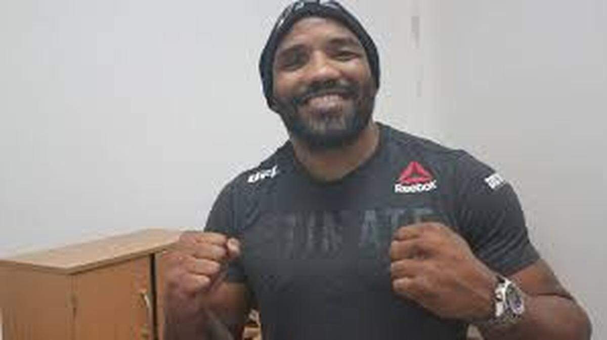 Yoel Romero llevará sus talentos a Global Fight League. El legendario peleador se convirtió en el tercer peleador cubano que se integra a este nuevo circuito de MMA que pretende competir por la supremacía del deporte.