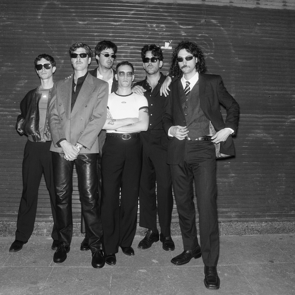 Las estrellas indie argentinas, Bandalos Chinos, llevan su música al Miami Beach Bandshell.