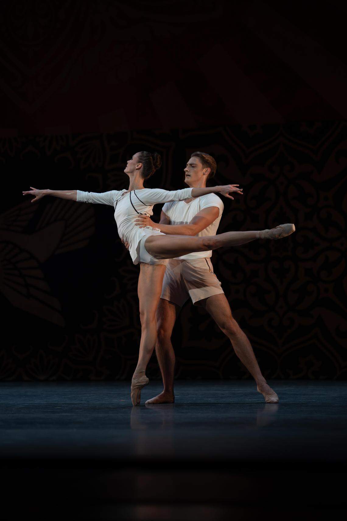 &nbsp;Hannah Fischer y Cameron Catazaro en “Heatscape”, coreografía de Justin Peck.