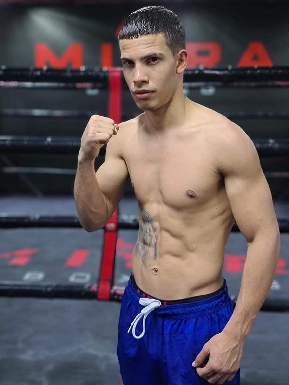 El boxeador cubano Ariel Pérez de la Torre será uno de los principales animadores de la velada del 28 de enero en el Casino de Hialeah, donde enfrentará a Drew Correll.