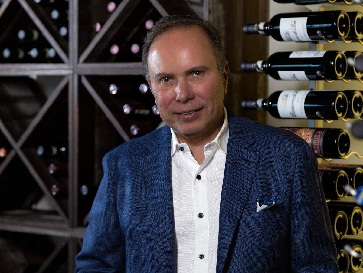 Erasmo Da Silva, CEO de DaSilva Hospitality y propietario de Hereford Grill en Miami.