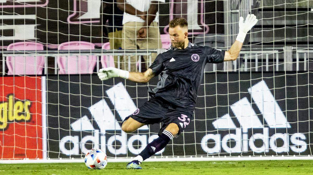 Inter Miami CF goalkeeper Nick Marsman (32) clears the ball during an MLS game against Toronto FC at DRV PNK Stadium in Fort Lauderdale, Florida, on Saturday, August 21, 2021.