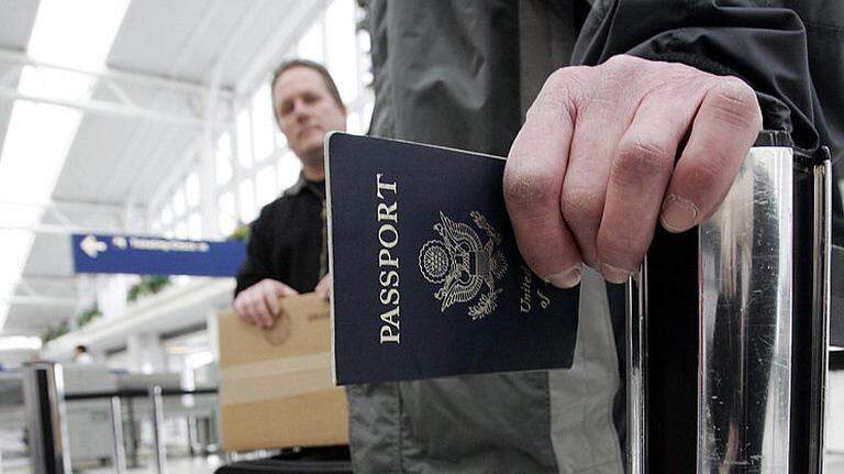 Atención: EEUU retrasa ‘considerablemente’ solicitudes de pasaporte que no cumplan este requisito