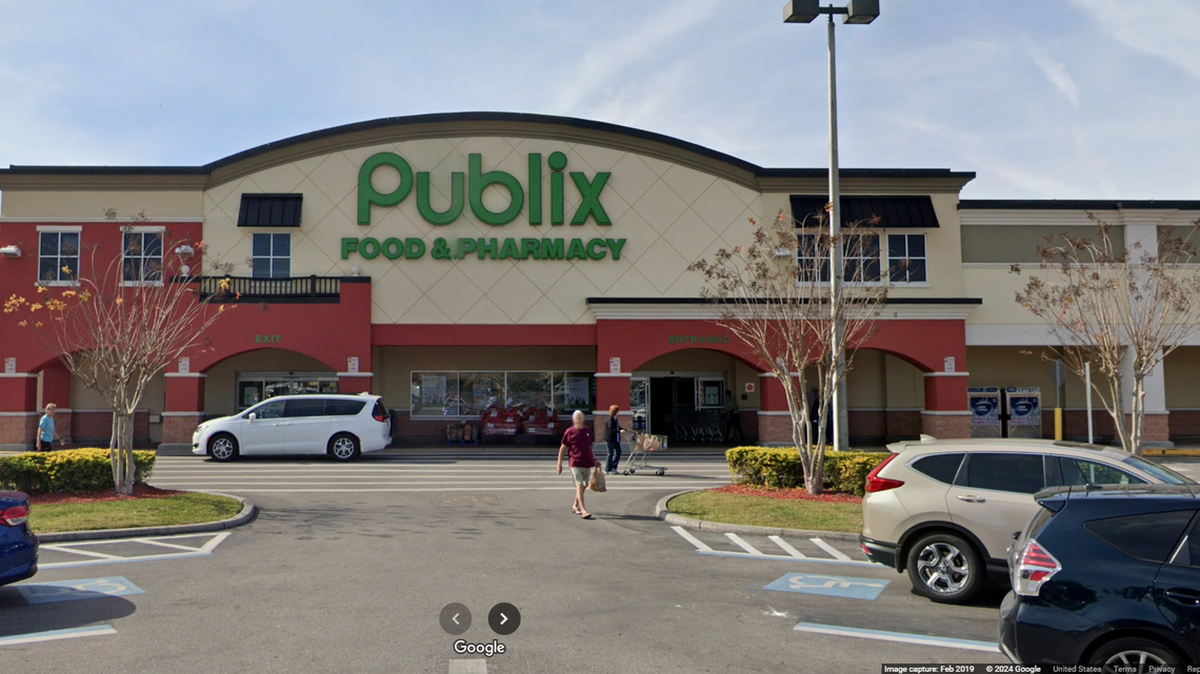El boleto de un dólar se vendió en un supermercado Publix ubicado en Cortez Boulevard, en Brooksville, a unas 50 millas al norte de Tampa, según la lotería.
